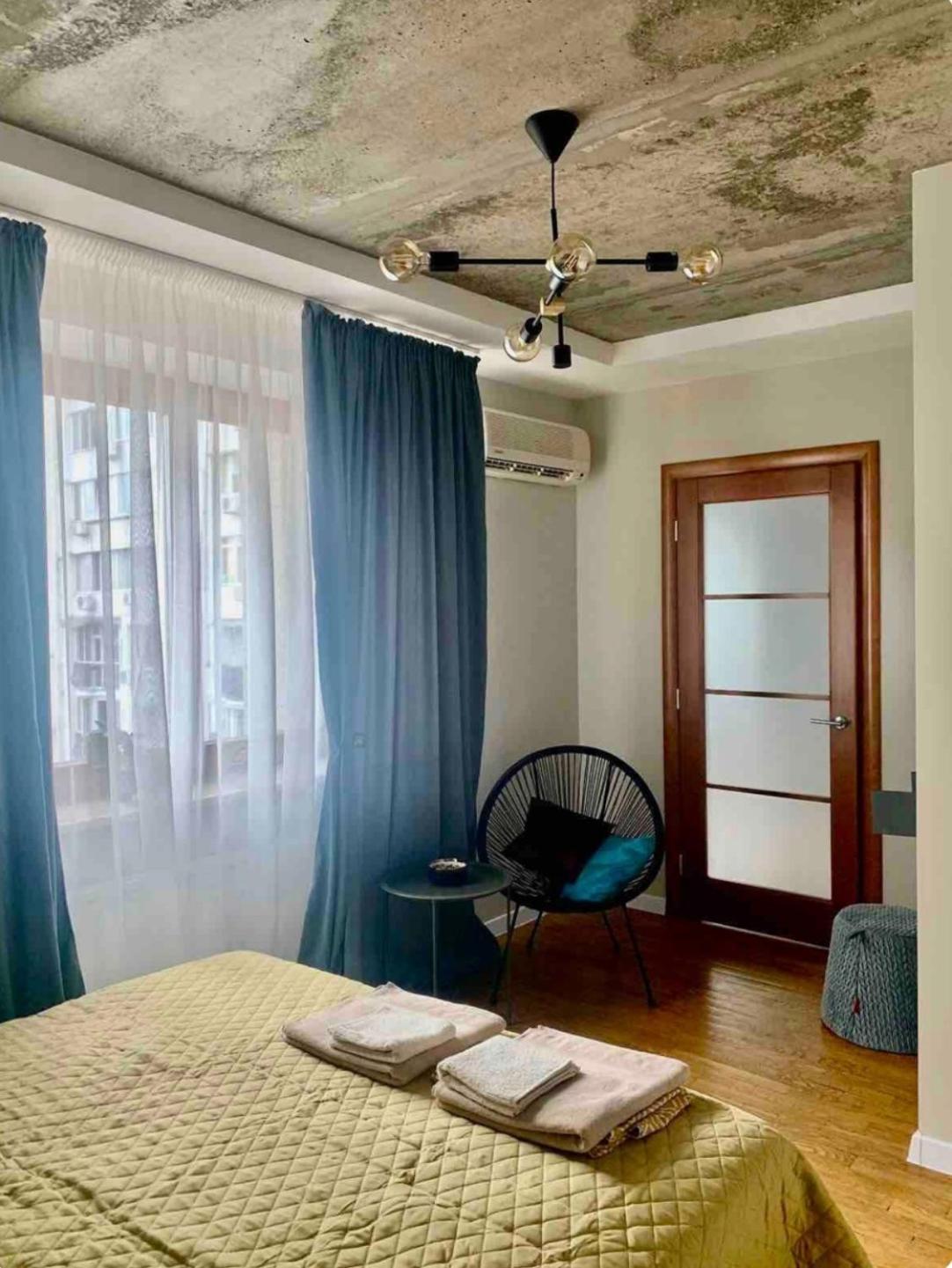 Сучасні Апартаменти У Самому Серці Одеси Odessa Extérieur photo